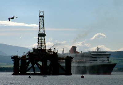 Saluting the QM2 with Water Cannon