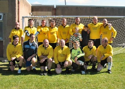 The 2005 Oldies Team 