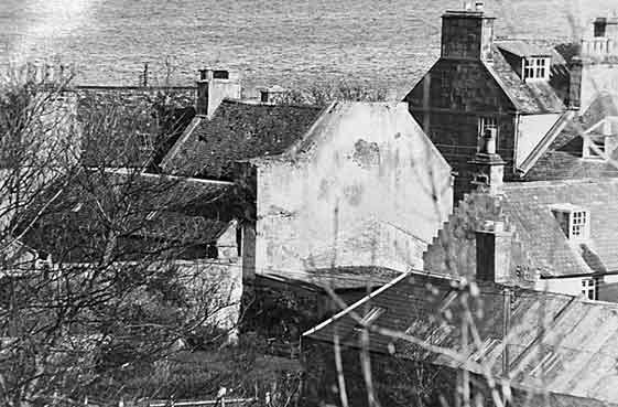 Unusual picture showing rooftops