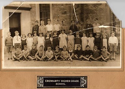 Cromarty School Photo - 1935