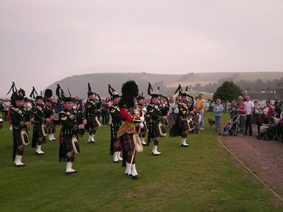 Pipe band on the links