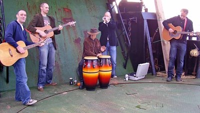 Band and Greg playing on Cromarty Rose