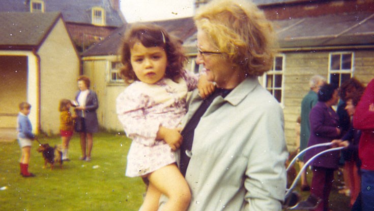 Mrs Bain and grand-daughter Kim