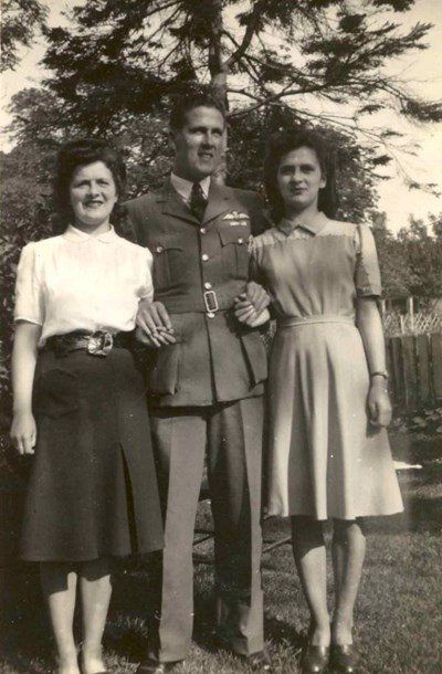 ?, Ewen and Catriona Gilles - c 1945