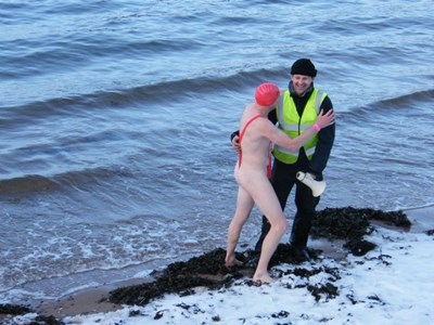 Jan 1st. Cromarty Splash and Dash. A quick kiss before we go?