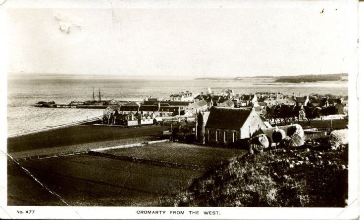 1910 postcard of Cromarty form the west