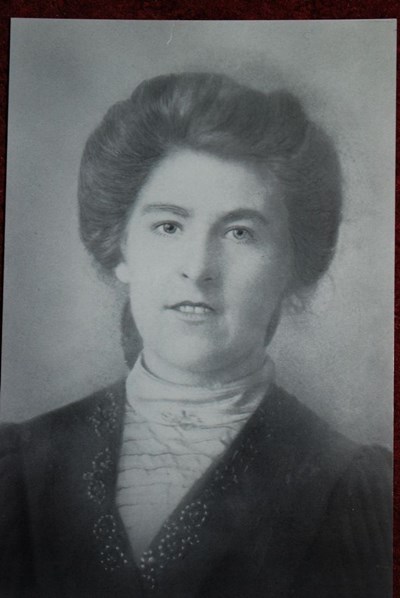 Nellie Hogg. Mother of Annie, James, Nellie, Gordon and Bobby Hogg