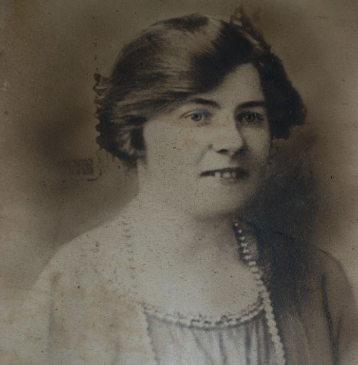 Isabella Hogg - 1910???
