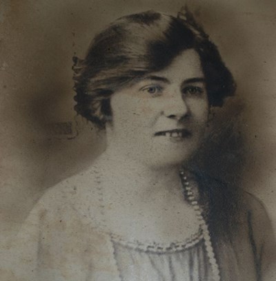 Isabella Hogg - 1910???