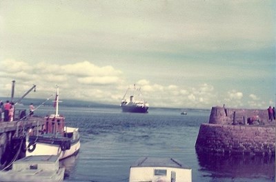 Brittania outside Cromarty Harbour with Queen o' Scots at the Entrance.