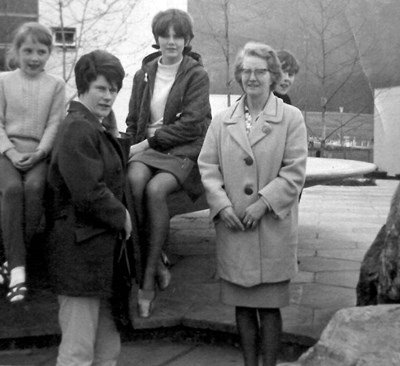 Cynthia Bain, Jenny MacDonald, Caroline Bain, Margaret Bain and Jackie Bain in Aviemore