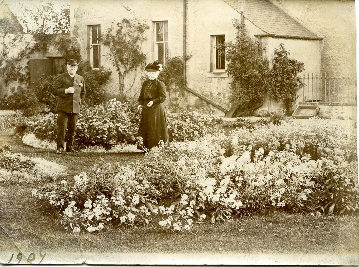 Rev. Walter Scott and his wife 