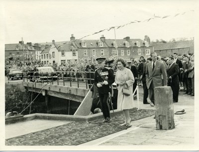 Queen Elizabeth II on the Harbour