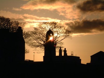 Sunset through the lighthouse - 15/4/04