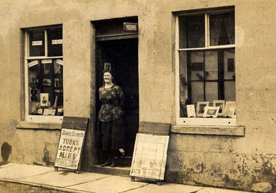 Chapman's Shop - 1920