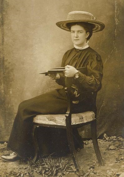 Bella Chapman - c1905