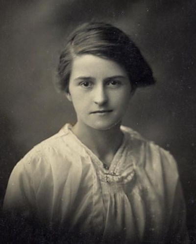 Mary Davidson - c1910