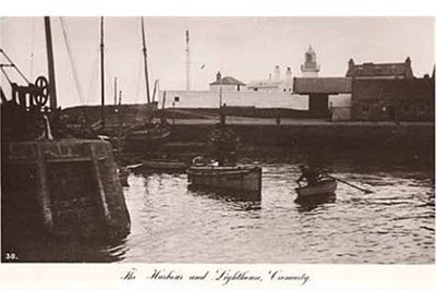 Cromarty Harbour & Lighthouse