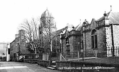 Old Tolbooth and Carnegie Library