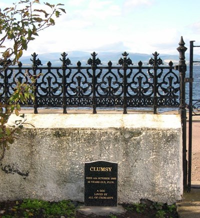 Clumsy's Grave