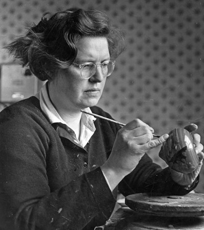 Alison Dunn, Potter 1925-2006