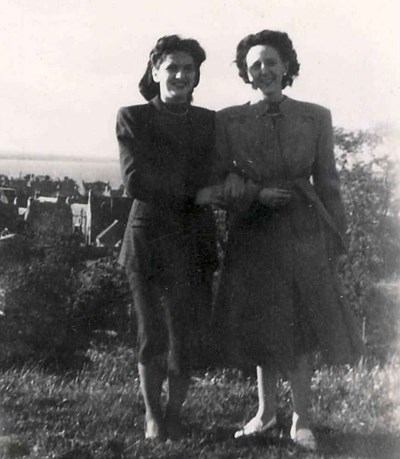Catriona Gilles and Kathleen Lewis - c1945