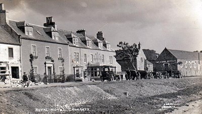 Royal Hotel - with cars and building works c1920