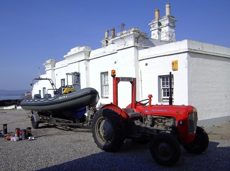 Preparing the Rona for launch - 2009