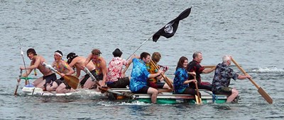 Coming and Going at the Cromarty Raft Race 2009