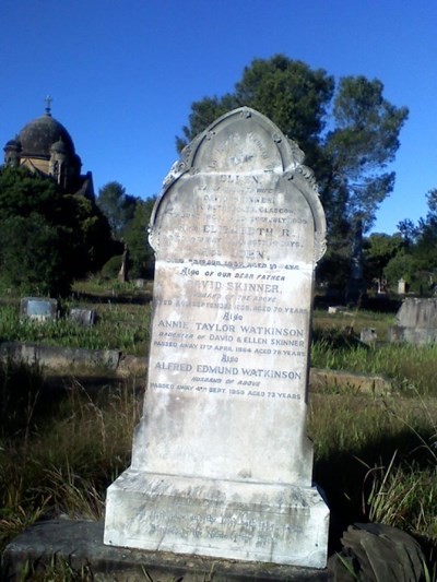 Grave of David Skinner, born in Cromarty.