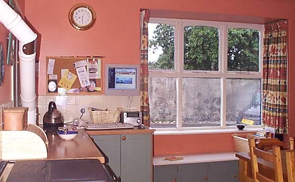 Kitchen at 31 Bank St - 2003