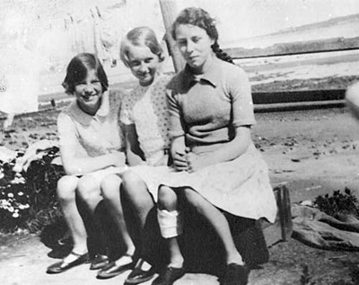 Three girls - c1932