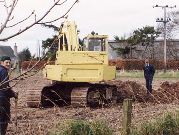 JCBing at Newton Farm