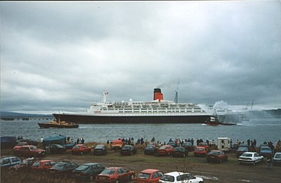 The QE2 from Braehead - 1994