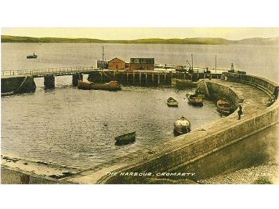 Hand Tinted Picture of Harbour